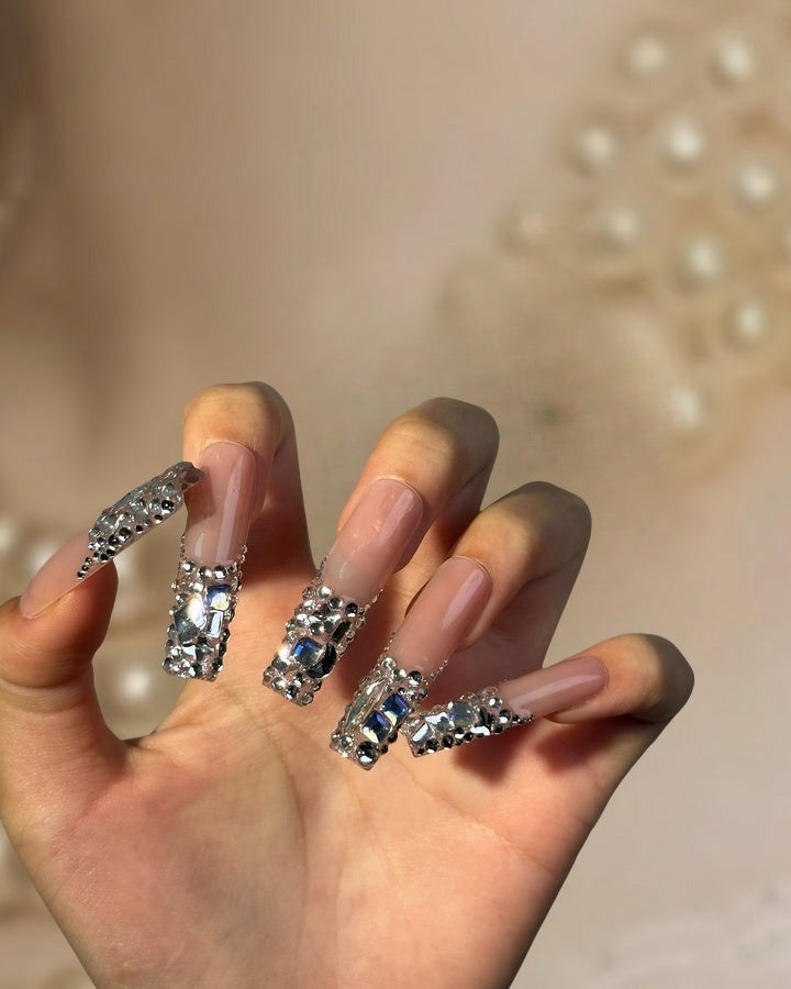 Rich Girl's Diamond Nail