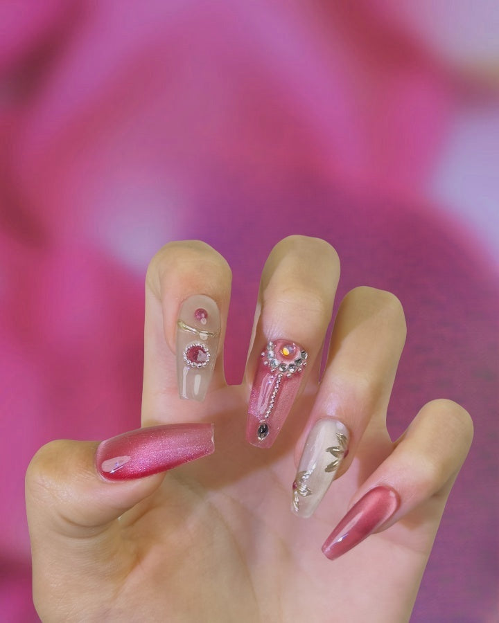 Palace Style Nail