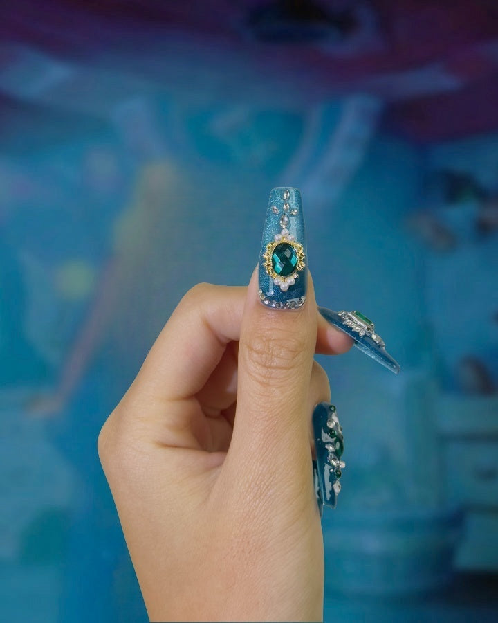 Blue Ocean Nail