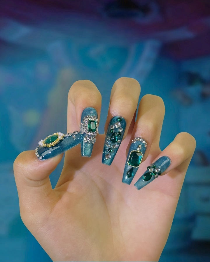 Blue Ocean Nail